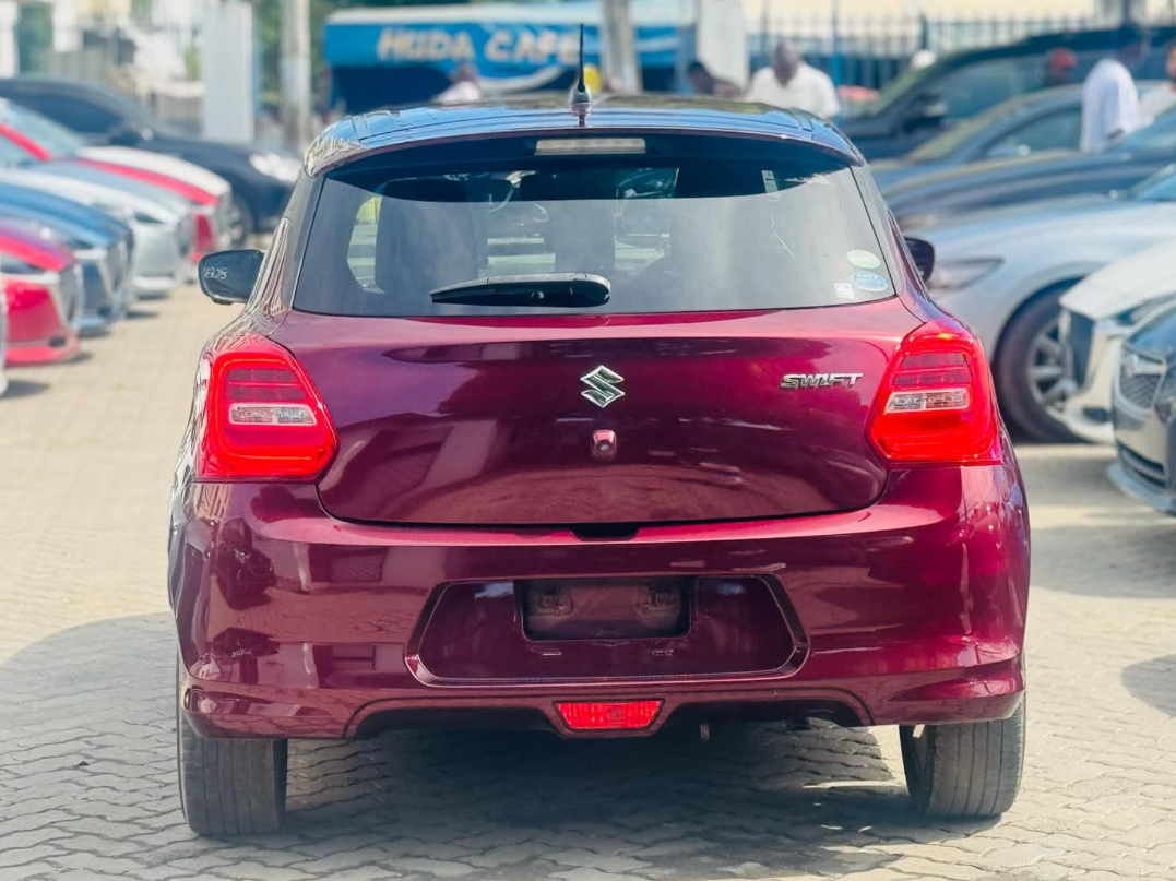 
								SUZUKI SWIFT full									