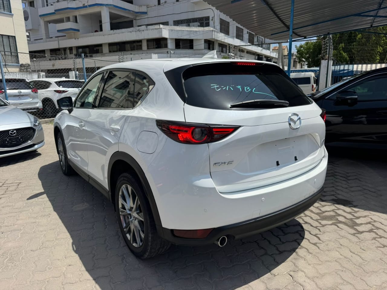 
								Mazda CX5 Exclusive Trim XDL full									
