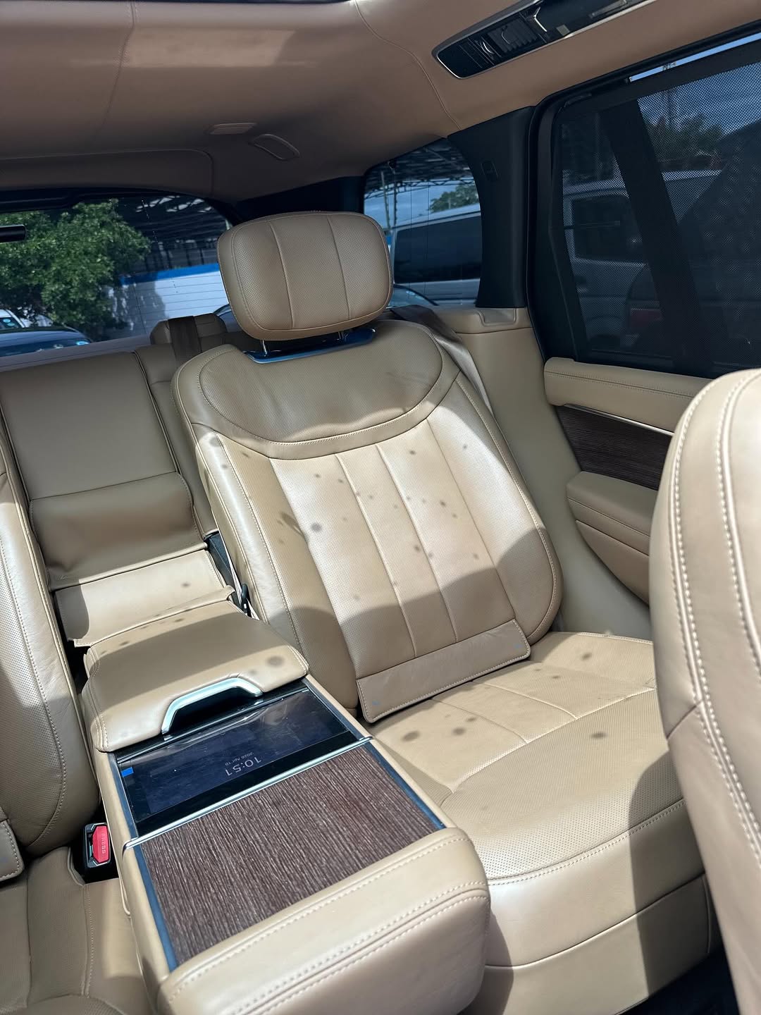 
								Range Rover Autobiography D300 full									