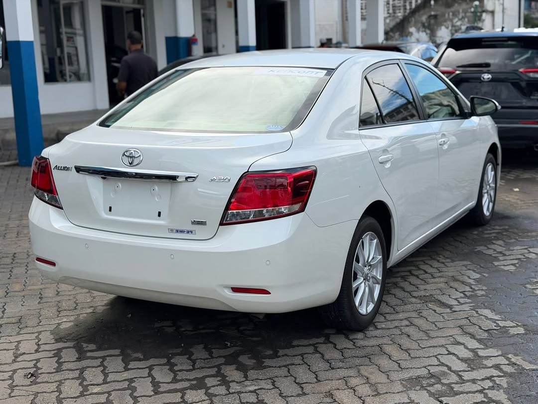
								TOYOTA ALLION full									
