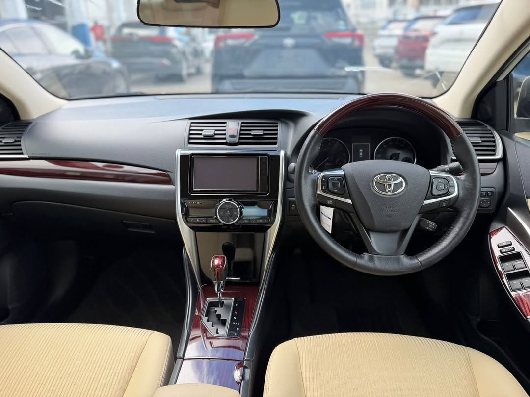 
								TOYOTA ALLION full									