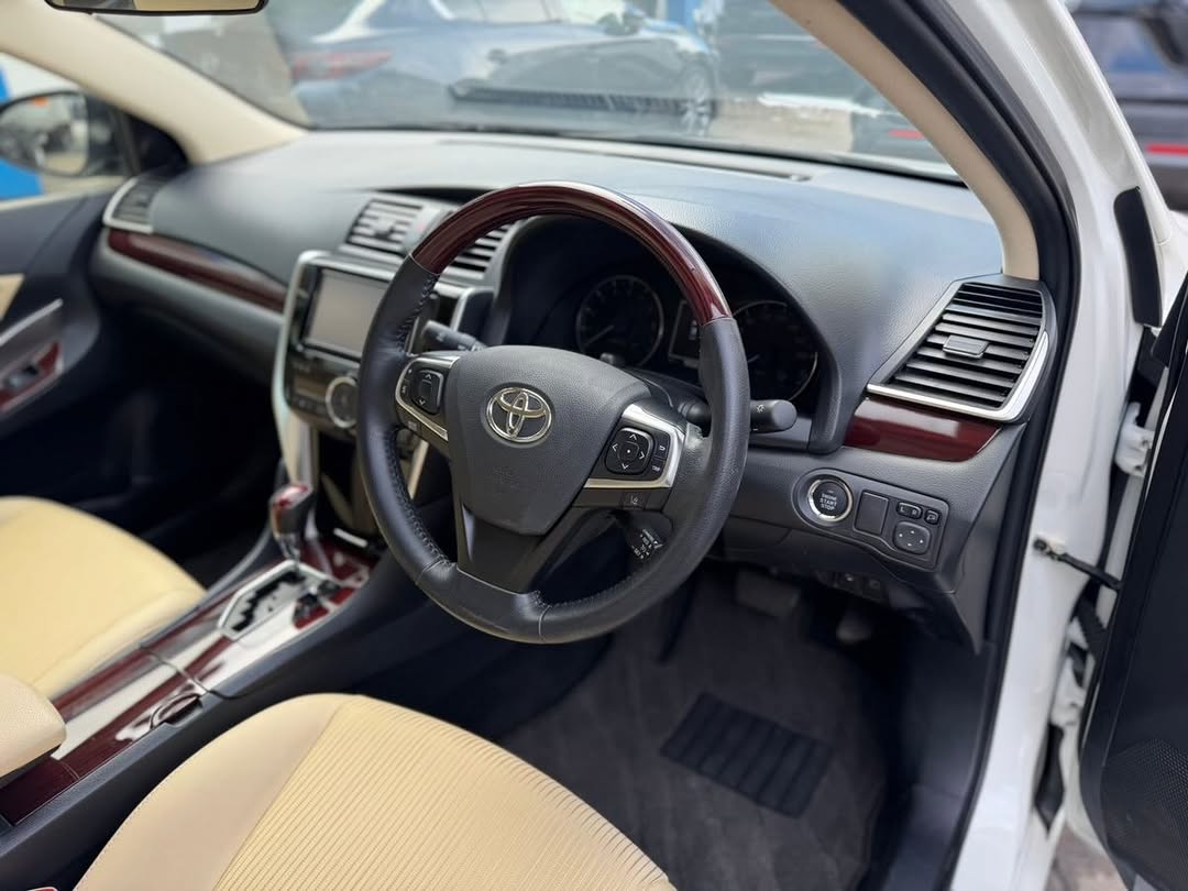
								TOYOTA ALLION full									