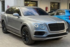 BENTLEY BENTAYGA W12