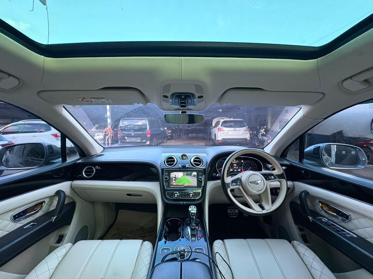
								BENTLEY BENTAYGA W12 full									