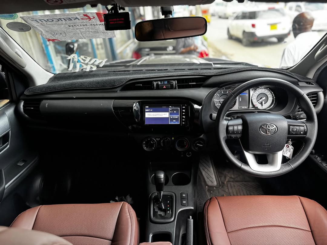 
								TOYOTA DOUBLE CAB full									