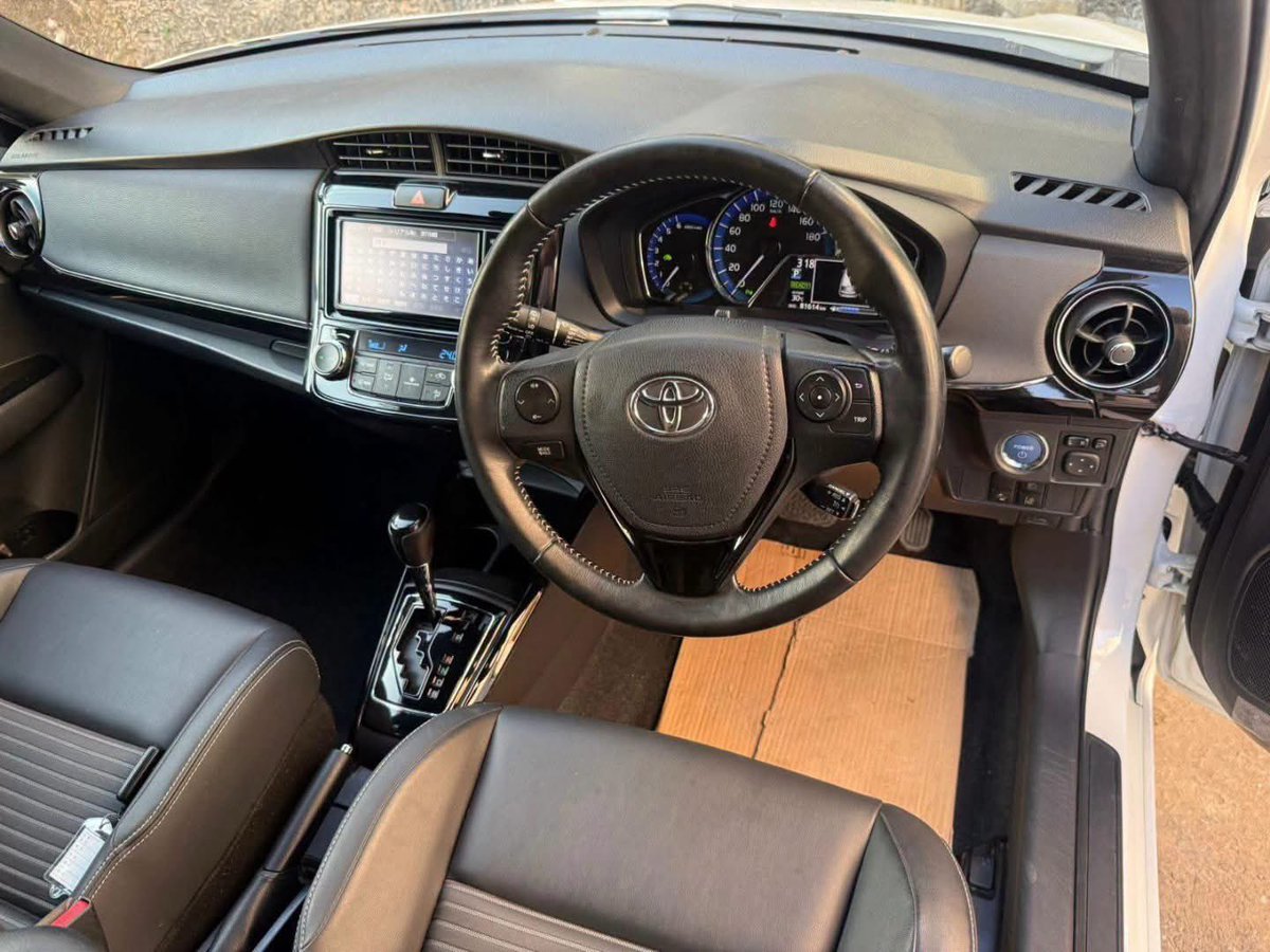 
								2019 Toyota Fielder WXB Hybrid full									